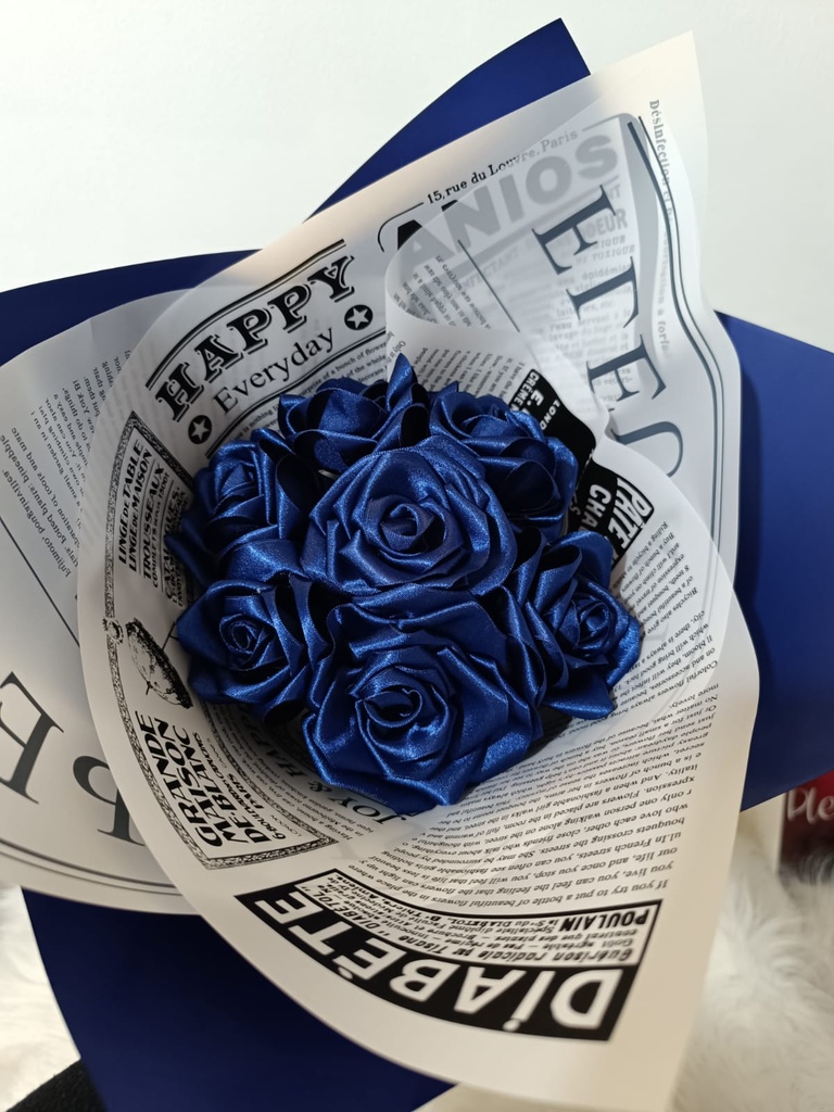 Ramo 7 rosas eternas 