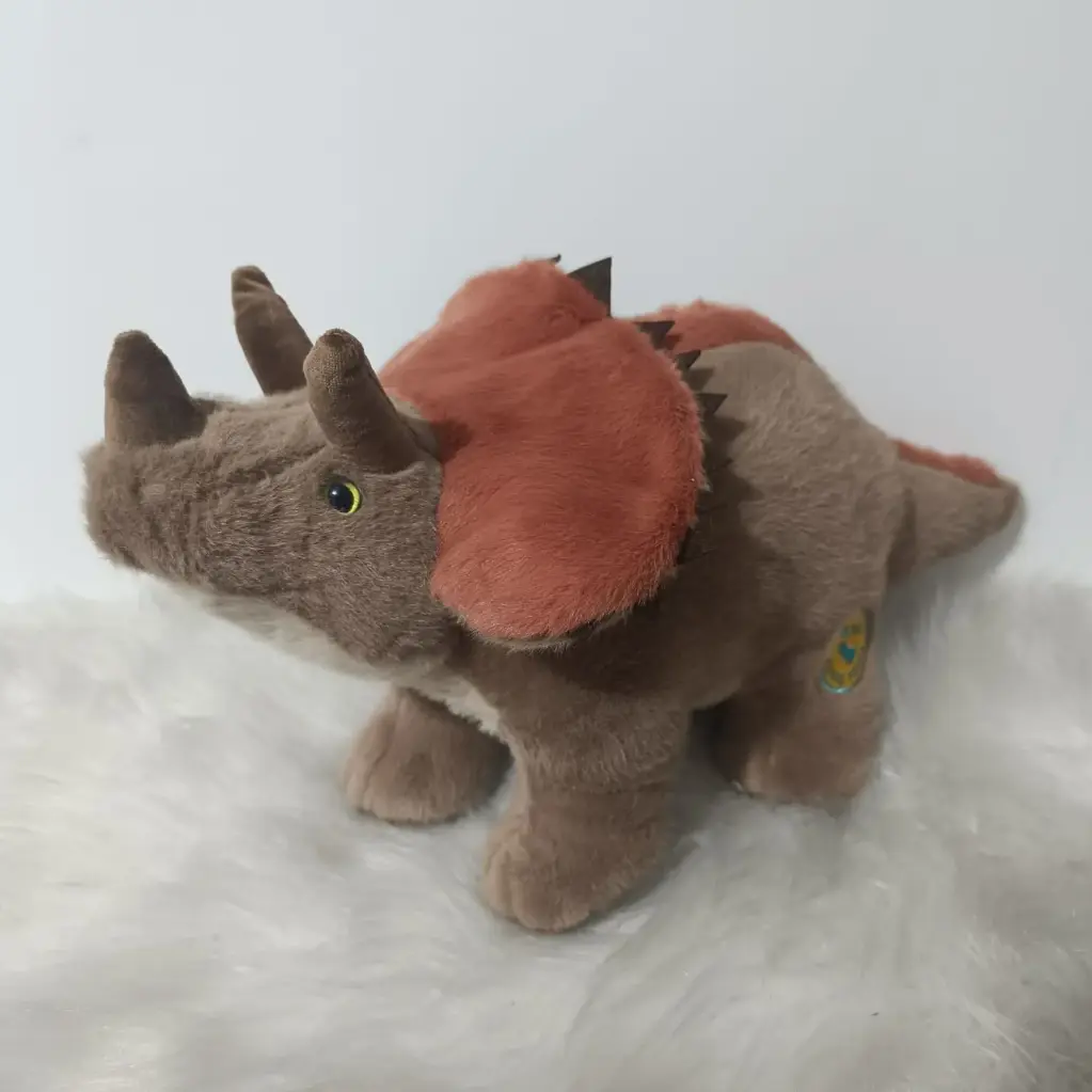 Dinosaurio Triceratops 46cm