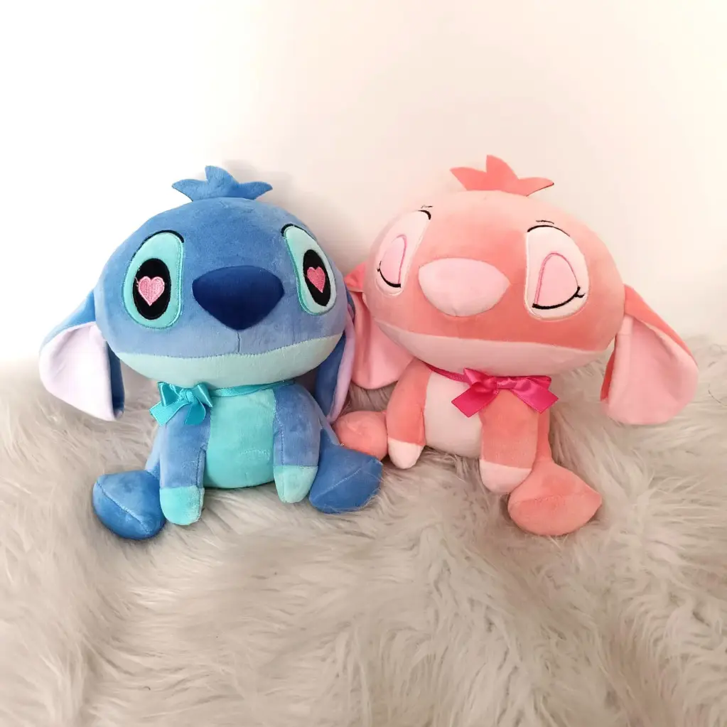 Stitch y Angela enamorados pareja 22cm