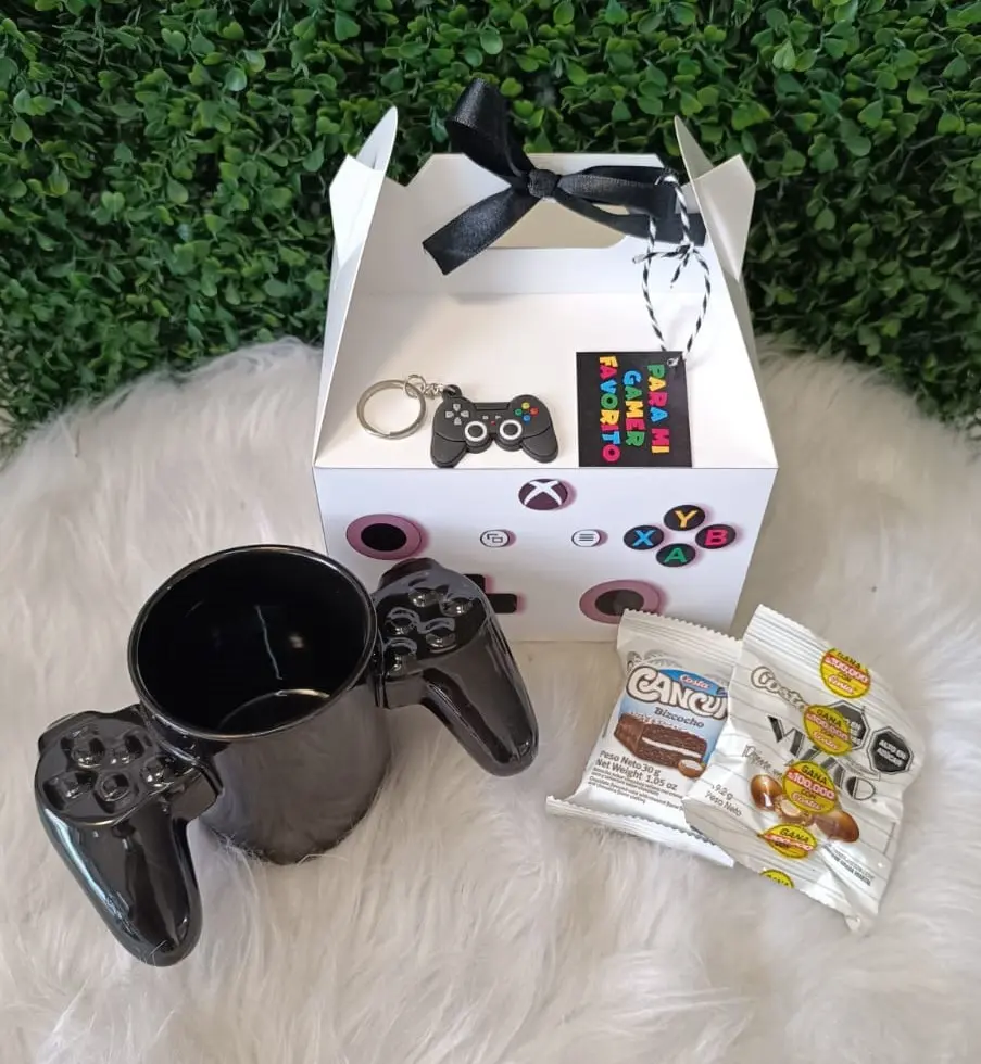 Loncherita de play - "Para mi gamer favorito"