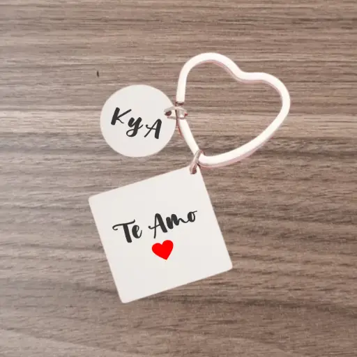 Llavero Metálico Corazón personalizado con vinyl