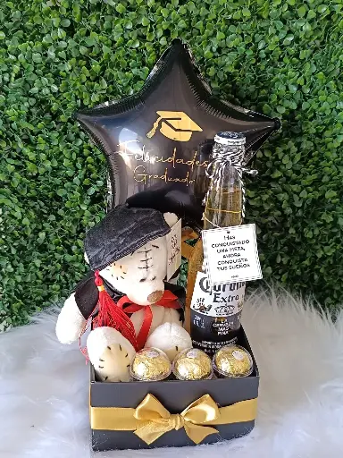 Caja con osito graduado