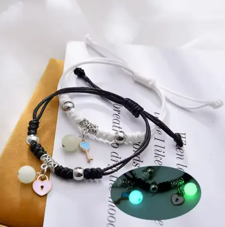 Pulsera dijes corazon y llave